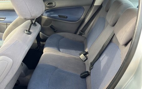 Peugeot 206, 2002 год, 325 000 рублей, 16 фотография