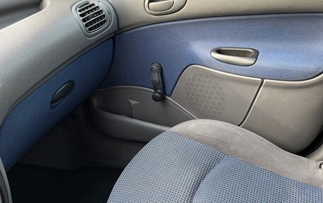 Peugeot 206, 2002 год, 325 000 рублей, 22 фотография