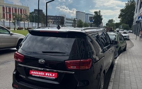KIA Carnival III, 2020 год, 3 250 000 рублей, 2 фотография
