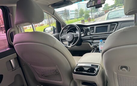KIA Carnival III, 2020 год, 3 250 000 рублей, 18 фотография