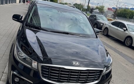 KIA Carnival III, 2020 год, 3 250 000 рублей, 5 фотография