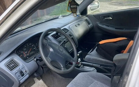 Honda Accord VII рестайлинг, 2001 год, 265 000 рублей, 3 фотография