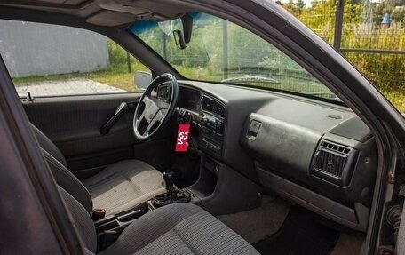 Volkswagen Passat B3, 1993 год, 105 000 рублей, 18 фотография