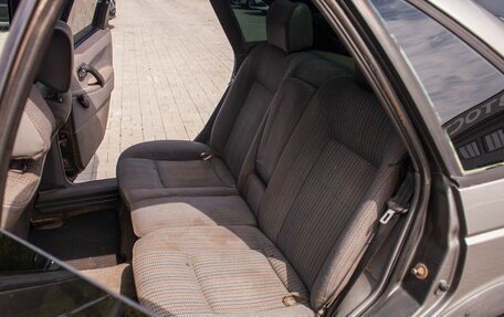 Volkswagen Passat B3, 1993 год, 105 000 рублей, 31 фотография