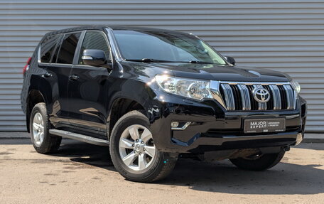 Toyota Land Cruiser Prado 150 рестайлинг 2, 2018 год, 4 250 000 рублей, 3 фотография