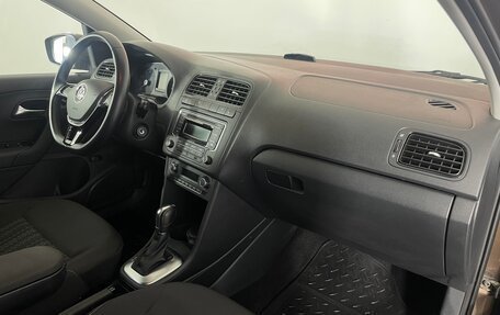 Volkswagen Polo VI (EU Market), 2015 год, 1 222 000 рублей, 12 фотография