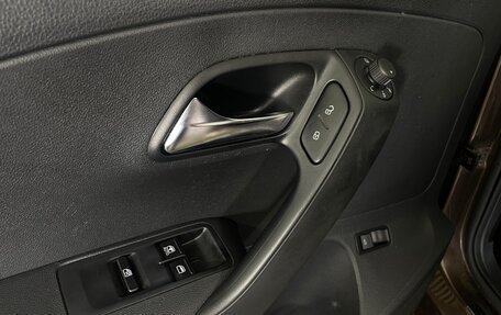 Volkswagen Polo VI (EU Market), 2015 год, 1 222 000 рублей, 22 фотография