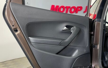 Volkswagen Polo VI (EU Market), 2015 год, 1 222 000 рублей, 23 фотография