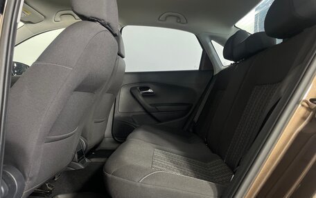 Volkswagen Polo VI (EU Market), 2015 год, 1 222 000 рублей, 25 фотография