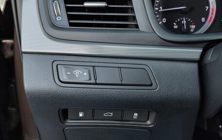 Hyundai Sonata VII, 2019 год, 1 462 000 рублей, 13 фотография
