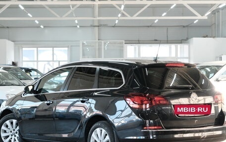 Opel Astra J, 2013 год, 899 000 рублей, 5 фотография