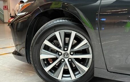 Lexus ES VII, 2022 год, 3 250 000 рублей, 25 фотография