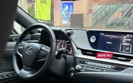 Lexus ES VII, 2022 год, 3 250 000 рублей, 15 фотография