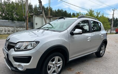 Renault Sandero II рестайлинг, 2015 год, 1 099 999 рублей, 4 фотография