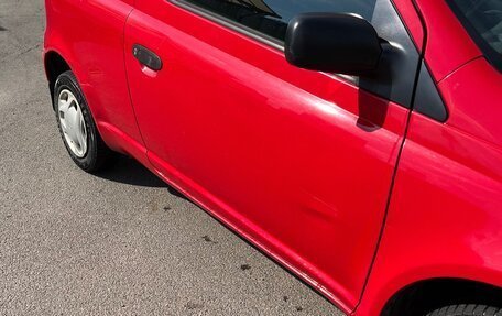 Toyota Yaris I рестайлинг, 2003 год, 256 000 рублей, 6 фотография