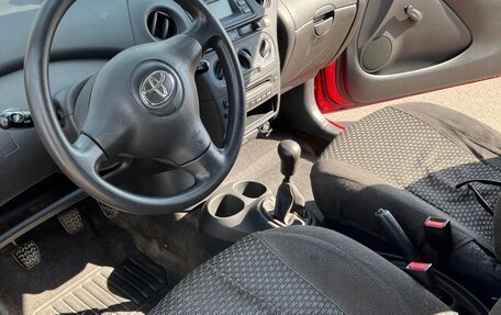 Toyota Yaris I рестайлинг, 2003 год, 256 000 рублей, 17 фотография