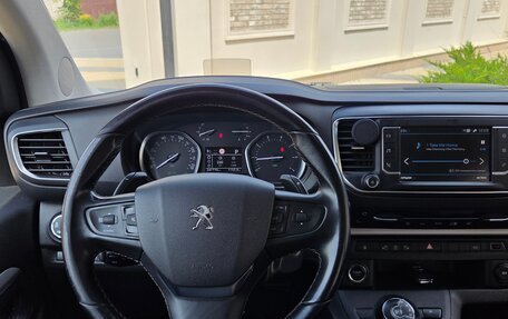 Peugeot Traveller I, 2020 год, 2 500 000 рублей, 18 фотография