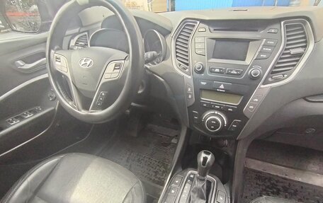 Hyundai Santa Fe III рестайлинг, 2014 год, 2 000 000 рублей, 13 фотография