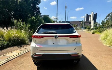 Toyota Harrier, 2022 год, 2 850 000 рублей, 4 фотография
