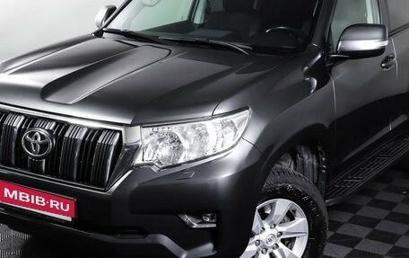 Toyota Land Cruiser Prado 150 рестайлинг 2, 2020 год, 4 317 000 рублей, 25 фотография