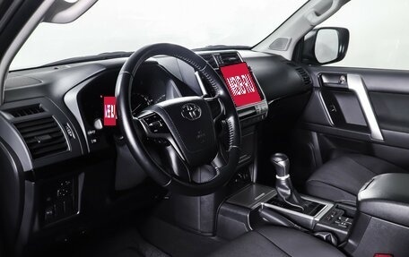 Toyota Land Cruiser Prado 150 рестайлинг 2, 2020 год, 4 317 000 рублей, 15 фотография