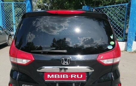 Honda Freed II, 2020 год, 1 800 000 рублей, 6 фотография