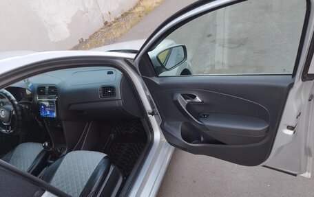 Volkswagen Polo VI (EU Market), 2015 год, 520 000 рублей, 6 фотография