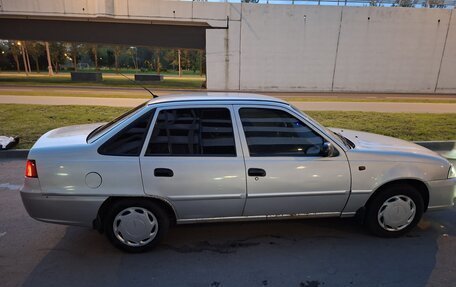 Daewoo Nexia I рестайлинг, 2011 год, 240 000 рублей, 2 фотография