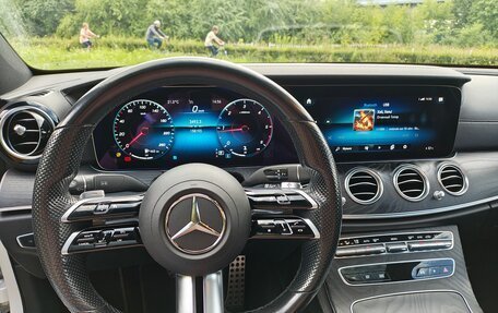 Mercedes-Benz E-Класс, 2021 год, 5 500 000 рублей, 10 фотография