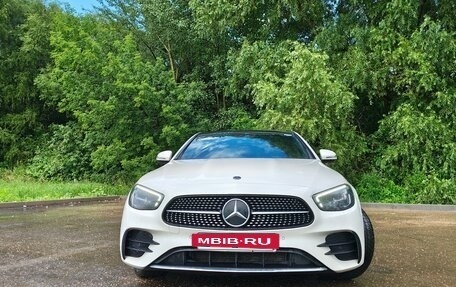 Mercedes-Benz E-Класс, 2021 год, 5 500 000 рублей, 3 фотография