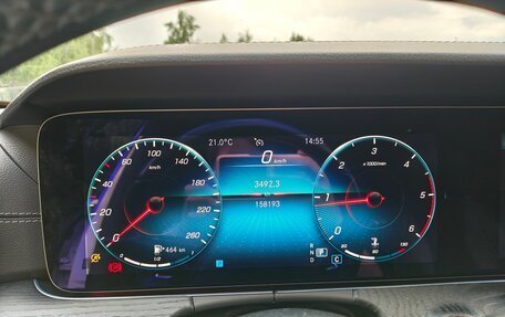 Mercedes-Benz E-Класс, 2021 год, 5 500 000 рублей, 18 фотография