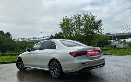 Mercedes-Benz E-Класс, 2021 год, 5 500 000 рублей, 9 фотография