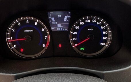 Hyundai Solaris II рестайлинг, 2013 год, 930 000 рублей, 4 фотография