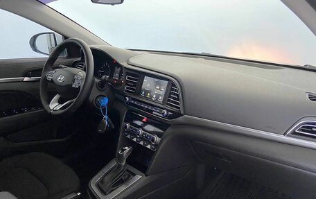 Hyundai Elantra VI рестайлинг, 2019 год, 1 699 000 рублей, 15 фотография