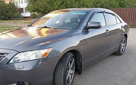 Toyota Camry, 2006 год, 1 000 000 рублей, 2 фотография
