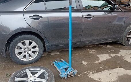 Toyota Camry, 2006 год, 1 000 000 рублей, 19 фотография