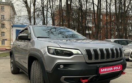 Jeep Cherokee, 2018 год, 2 600 000 рублей, 3 фотография