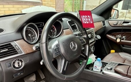 Mercedes-Benz GL-Класс, 2015 год, 3 500 000 рублей, 17 фотография