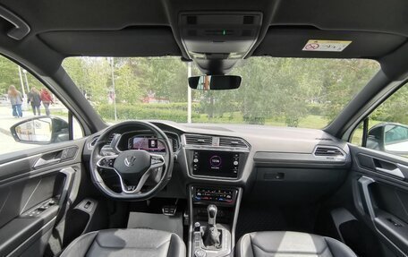 Volkswagen Tiguan II, 2021 год, 3 680 000 рублей, 11 фотография