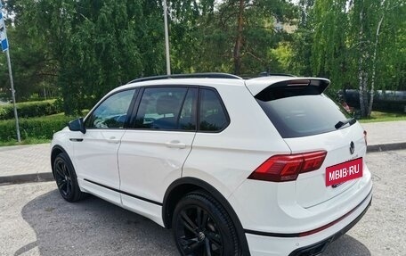 Volkswagen Tiguan II, 2021 год, 3 680 000 рублей, 5 фотография