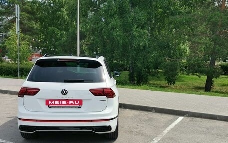 Volkswagen Tiguan II, 2021 год, 3 680 000 рублей, 3 фотография