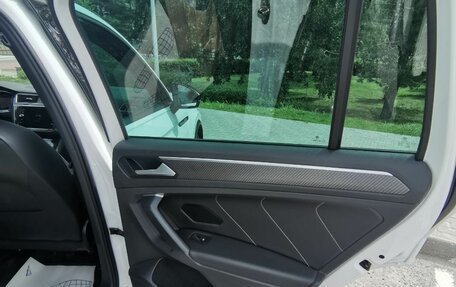 Volkswagen Tiguan II, 2021 год, 3 680 000 рублей, 18 фотография