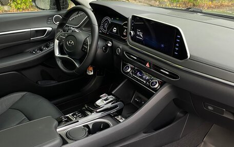 Hyundai Sonata VIII, 2022 год, 2 800 000 рублей, 7 фотография