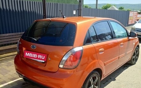 KIA Rio II, 2011 год, 650 000 рублей, 2 фотография