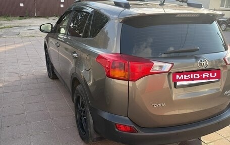 Toyota RAV4, 2014 год, 1 850 000 рублей, 6 фотография