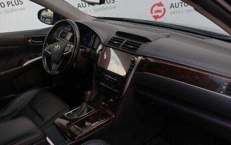 Toyota Camry, 2018 год, 2 529 000 рублей, 9 фотография