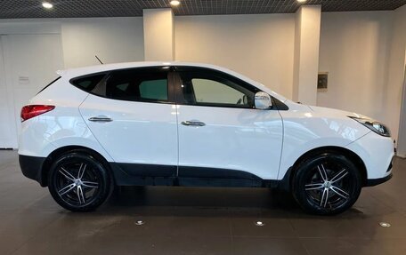 Hyundai ix35 I рестайлинг, 2014 год, 1 305 000 рублей, 2 фотография