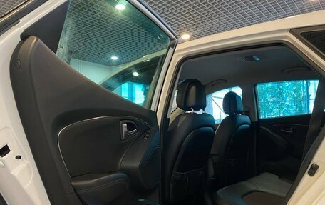 Hyundai ix35 I рестайлинг, 2014 год, 1 305 000 рублей, 24 фотография