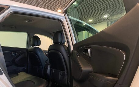 Hyundai ix35 I рестайлинг, 2014 год, 1 305 000 рублей, 26 фотография