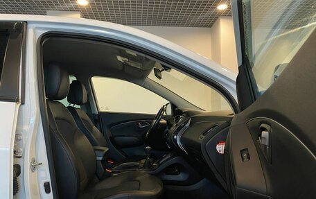 Hyundai ix35 I рестайлинг, 2014 год, 1 305 000 рублей, 29 фотография